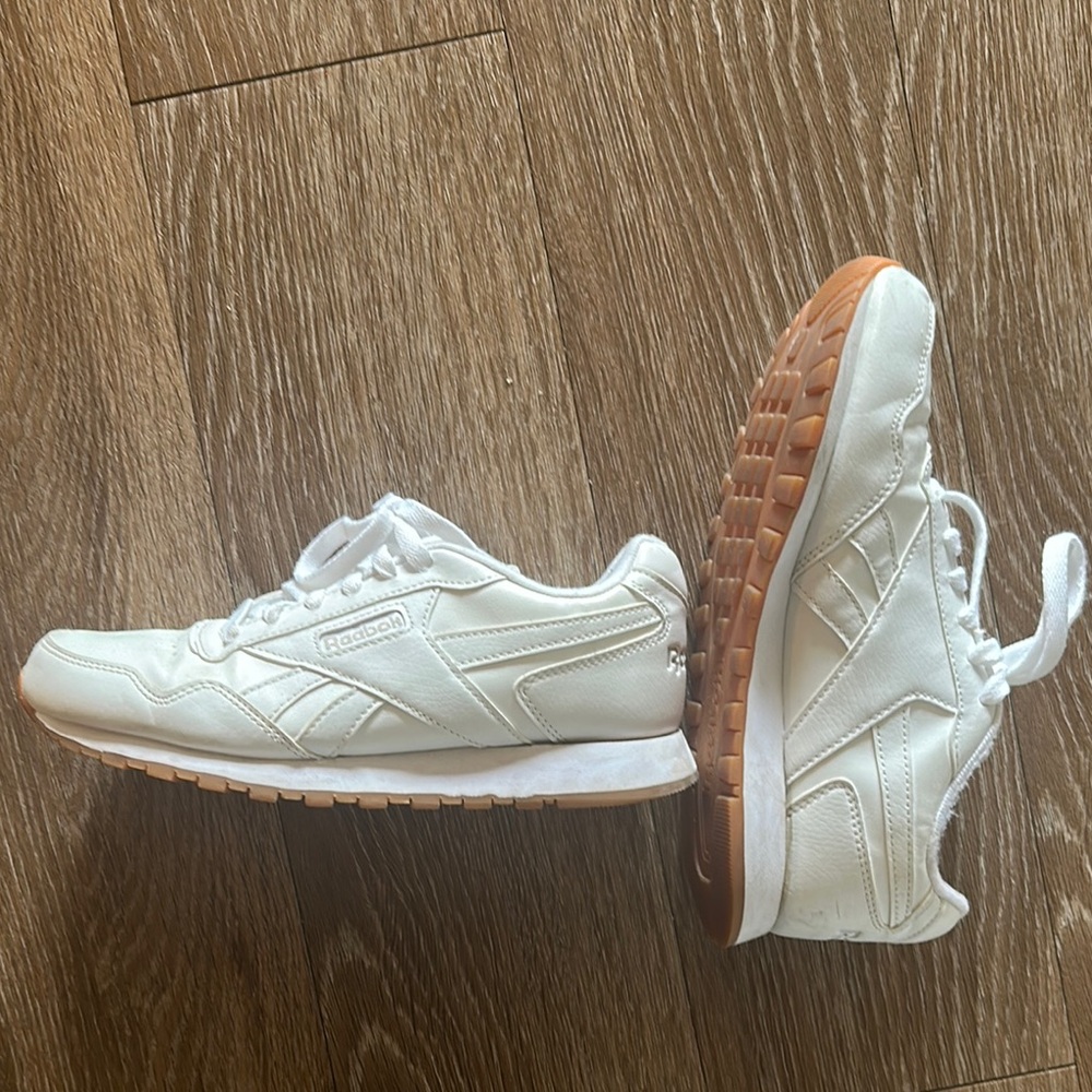 Reebok White Sneakers Size 6.5